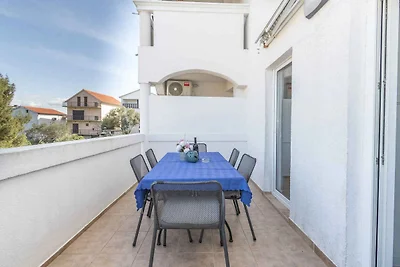 Familienfreundliche Villa Arta auf Murter