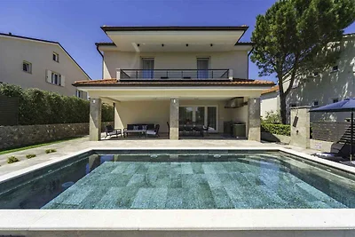 Villa Mit einem schönen Pool