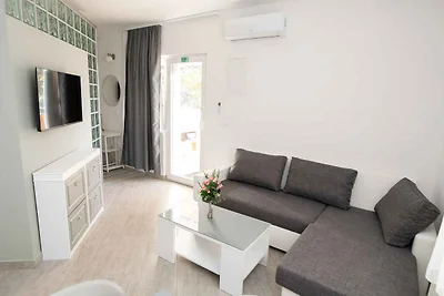 Komfortable Ferienwohnung Maja in Rogoznica m