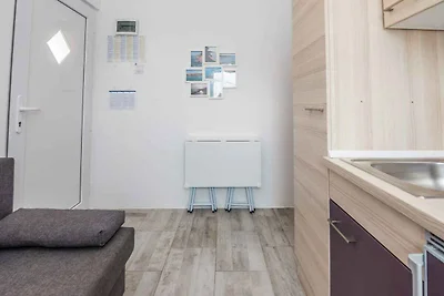 Ferienwohnung mit Klimaanlage und Balkon