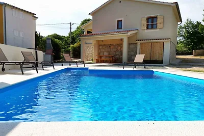 Ferienhaus mit Pool