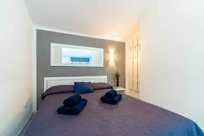 Neu renoviertes Studio-Apartment mit Terrasse