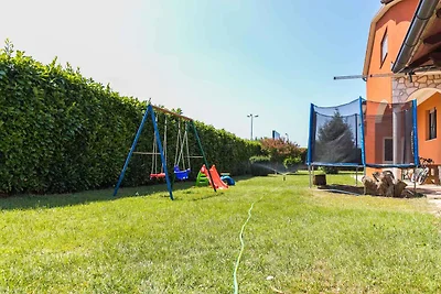 Ferienwohnung mit Pool und Klimaanlage