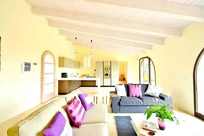 Ferienwohnung mit Terrasse, Klimaanlage und