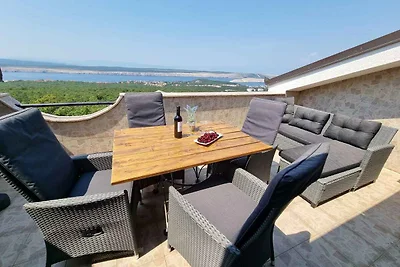 Ferienhaus mit Aussenpool
