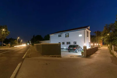 Ferienwohnung nur 40 m von Strand