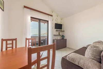 Apartment mit Schlafzimmern und Meerblick in