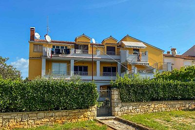 Ferienwohnung mit Balkon und Klimaanlage