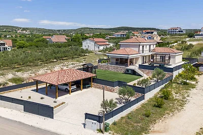 Vakantiehuis Ontspannende vakantie Vrana