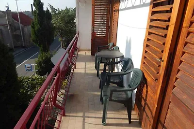 Ferienwohnung mit Balkon und Meerblick