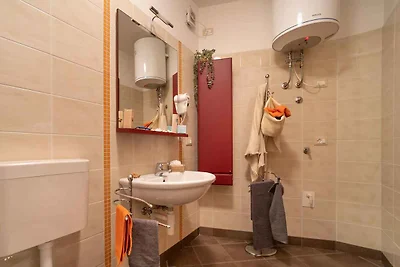 Ferienwohnung mit Balkon und Klimaanlage