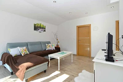 Ferienhaus mit Garten und Grill