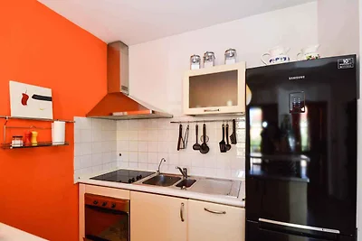Ferienwohnung mit Garten und Klimaanlage