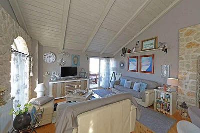 Komfortables Ferienhaus Vanja mit Meerblick u