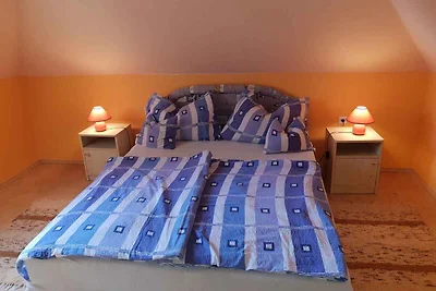 Ferienwohnung mit Klimaanlage, Balkon und