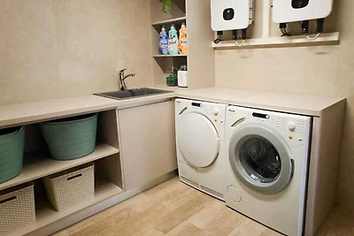 Ferienwohnung mit Klimaanlage und Pool