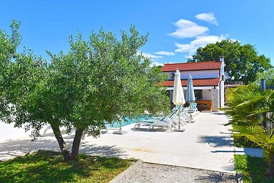 Villa mit Pool