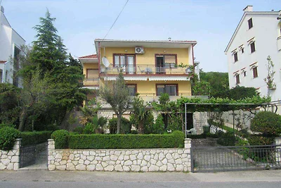 Ferienwohnung mit Terrasse, Klimaanlage und