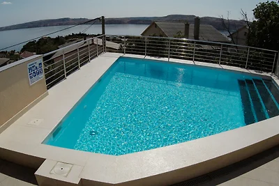 Ferienwohnung mit Garten und Pool