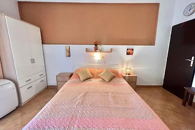 Studio mit Terrasse und Klimaanlage