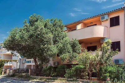 Ferienwohnung mit Terrasse und Klimaanlage