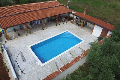 Ferienhaus mit Pool