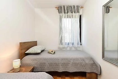 Ferienwohnung mit Balkon und Klimaanlage