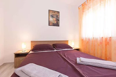 Ferienwohnung mit Terrasse und Meerblick