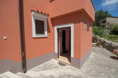 Idyllisches Ferienhaus Nusret auf der Insel