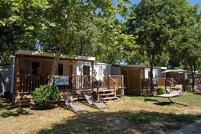 Mobilehome mit Veranda und Klimaanlage