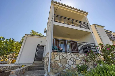 Villa komfortabel eingerichtet mit Pool