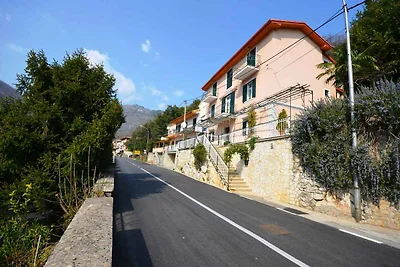 Ferienwohnung für 5 Personen in Mošcenicka