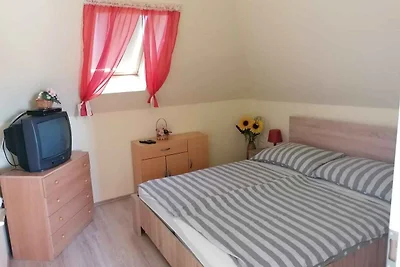 Ferienwohnung mit Pool und Internet