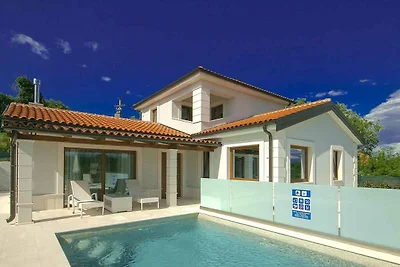 Villa mit Klimaanlage und Pool