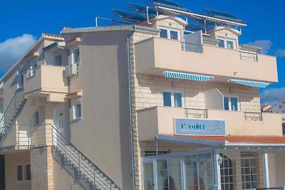 Appartamento Vacanza con famiglia Rogoznica