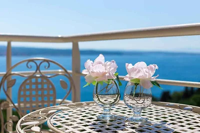 Ferienwohnung mit Balkon und Klimaanlage