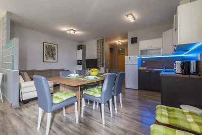 Appartamento Vacanza con famiglia Novi Vinodolski