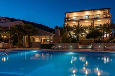 Ferienwohnung mit Pool und 80 m zum Strand