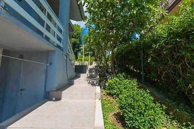 Ferienwohnung mit Terrasse und Meerblick