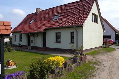 Ferienhaus mit Terrasse und Garten