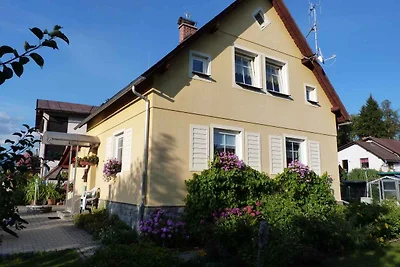 Ferienhaus mit Eckbadewanne im Riesengebirge