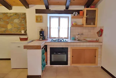 Studio mit TV und Terrasse