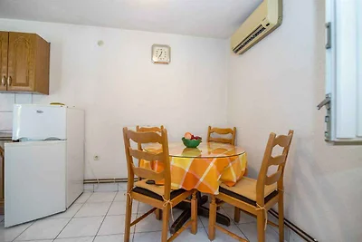Ferienwohnung mit Klimaanlage und Grill