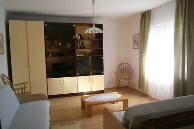Ferienwohnung mit Terrasse, nur 30m vom Meer