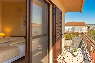 Appartamento Vacanza con famiglia Okrug Gornji