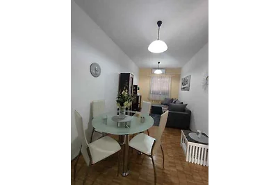 Ferienwohnung WOHNUNG DORIANA (2+1)