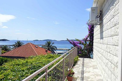 Ferienwohnung mit Balkon und Grill