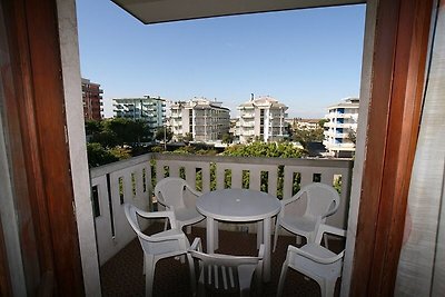 Ferienwohnung mit Balkon, 20m vom Meer