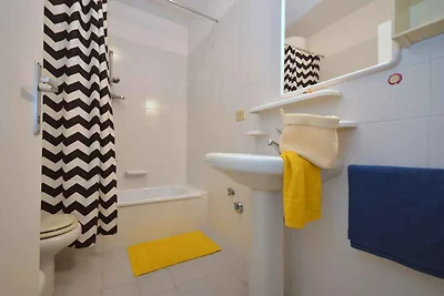 Ferienwohnung mit Klimaanlage und Balkon