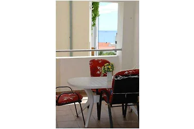 Ferienwohnung mit Klimaanlage und Balkon